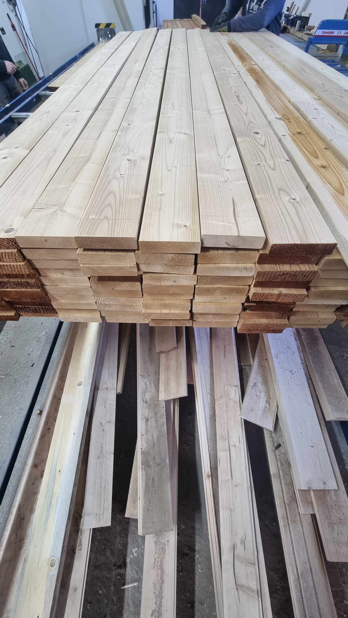 Общивочна дошка термосмерека №10